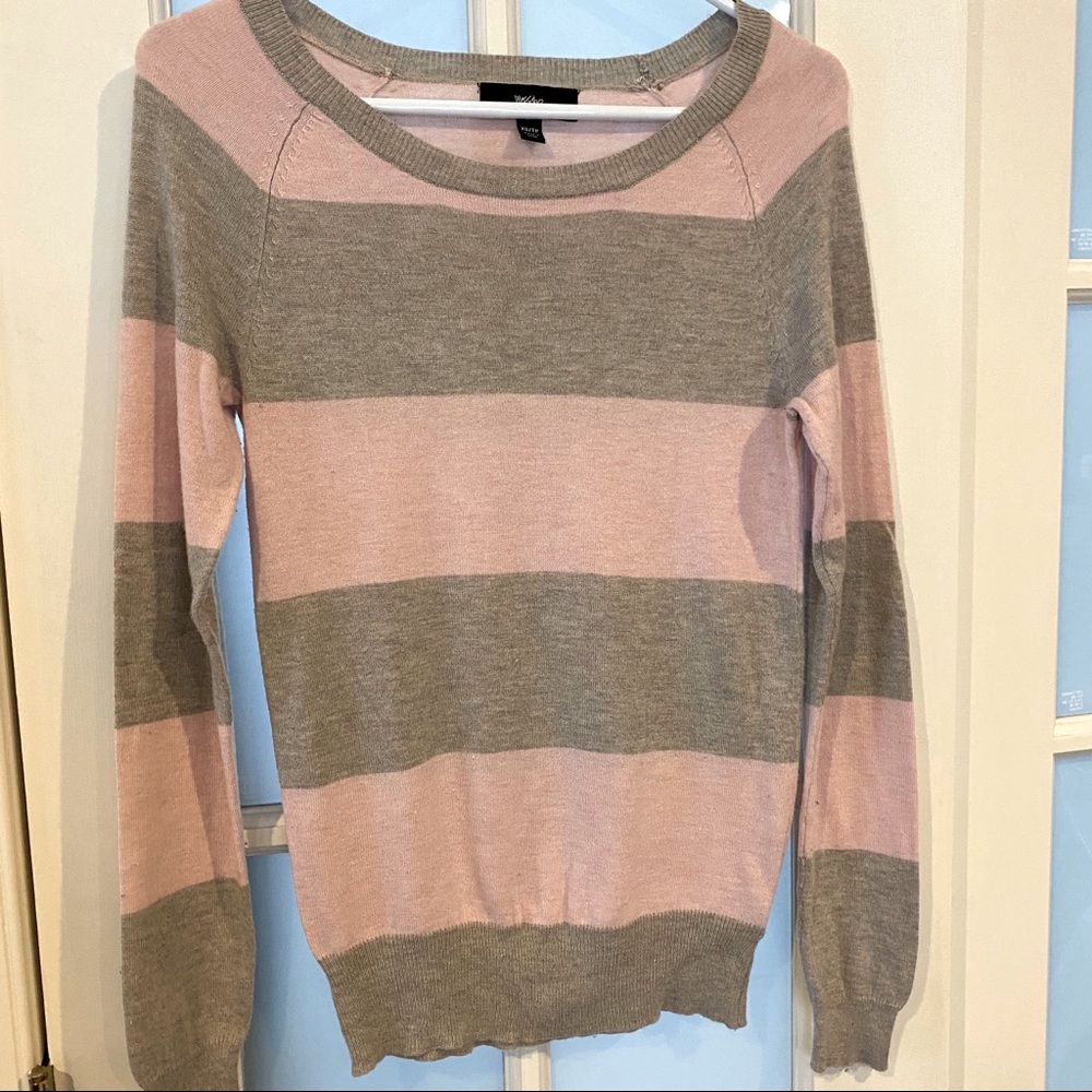 Mossimo pink and grey stripe sweater
